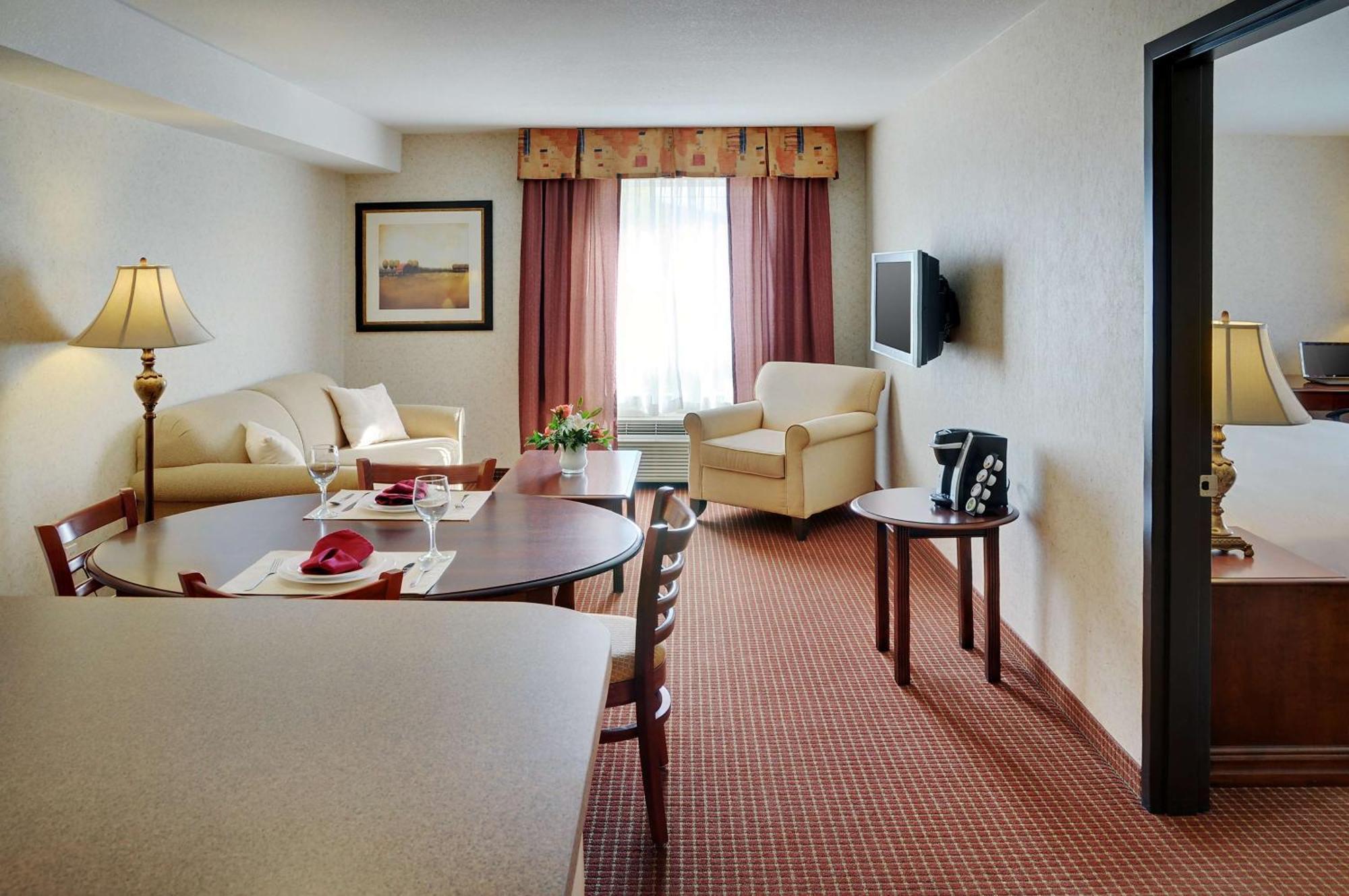 Coast Grimshaw Hotel & Suites Eksteriør billede